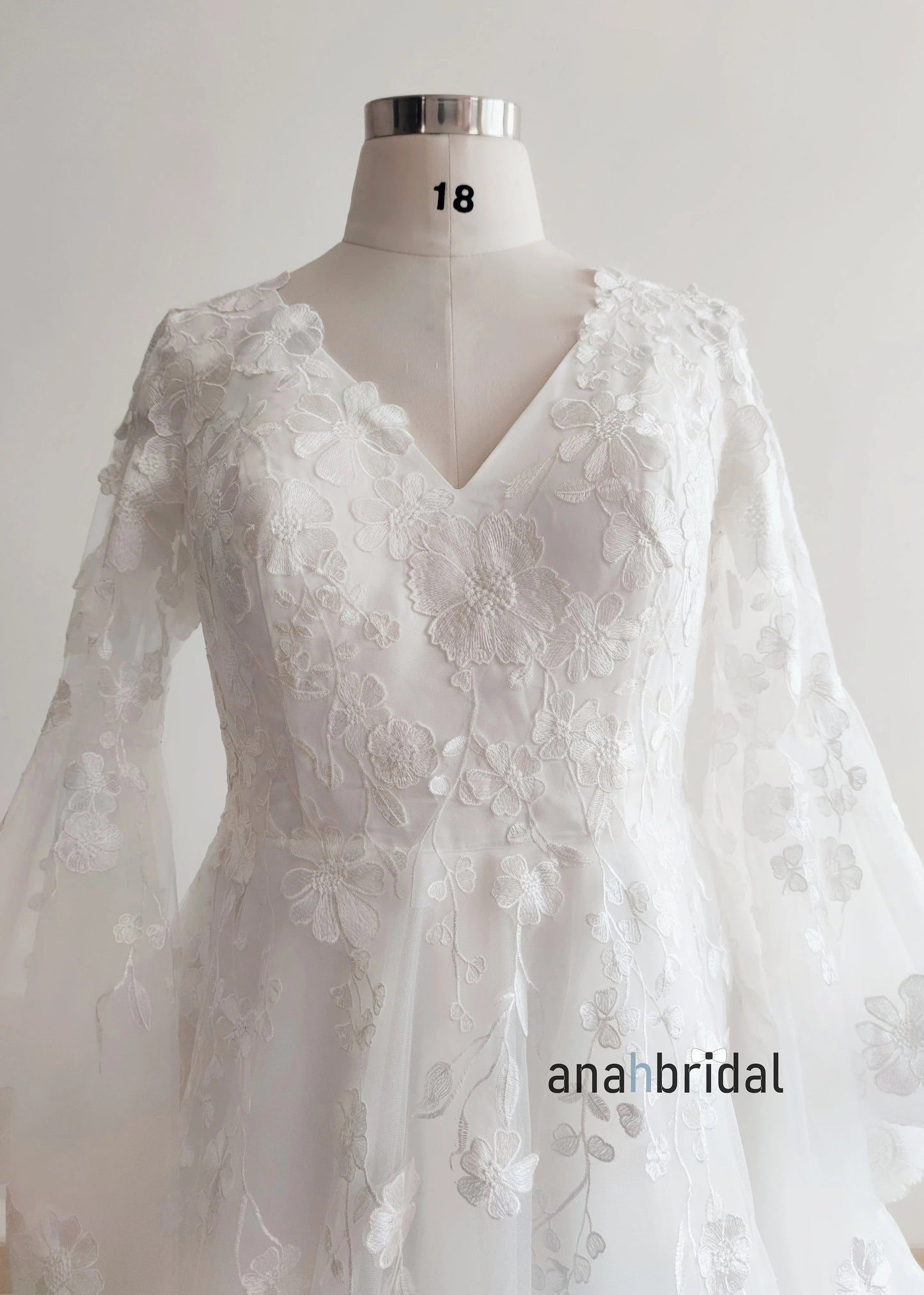 V Neck Ivory Floral Lace Wedding Dress