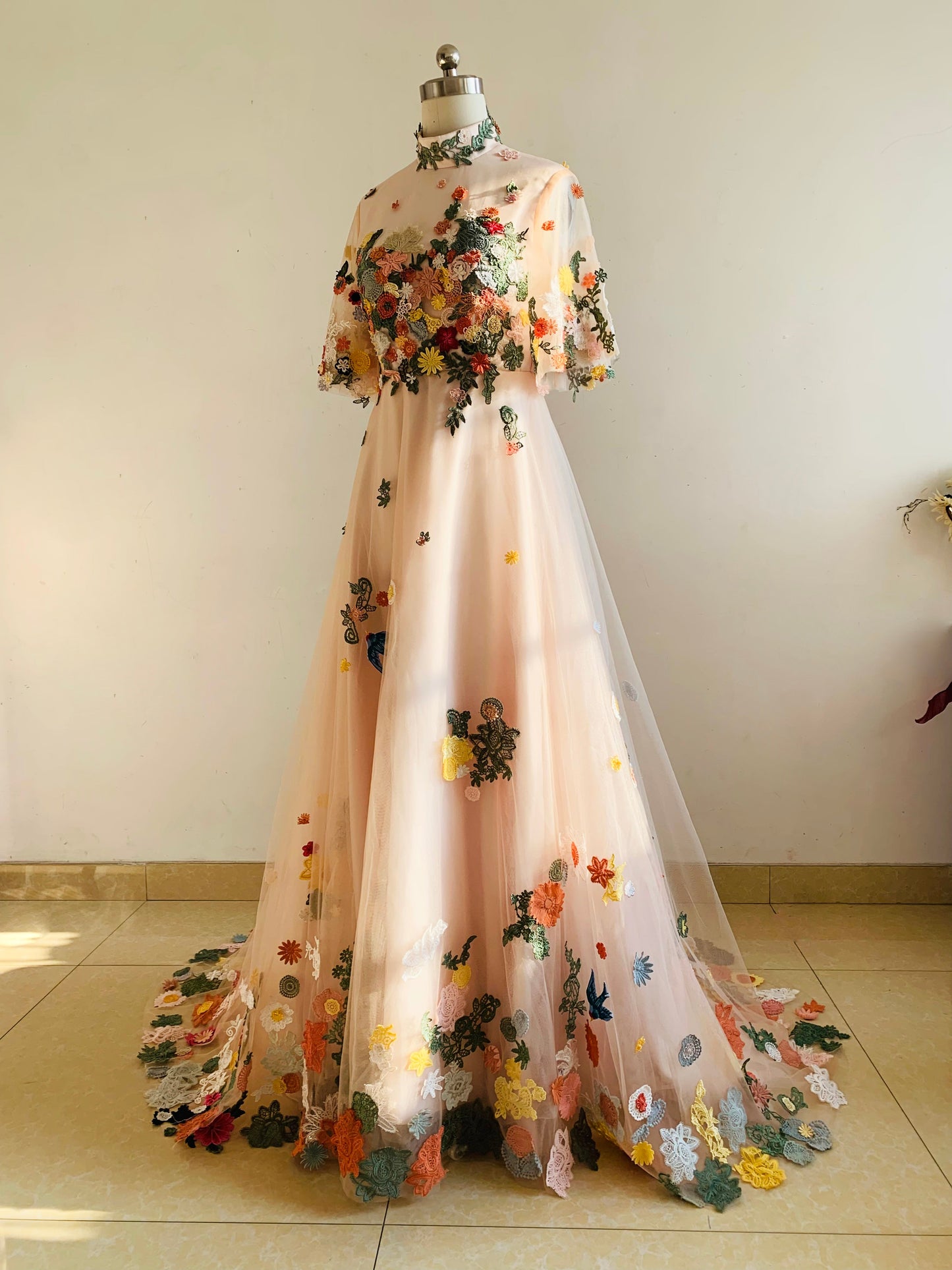 Luxury Floral Lace Applique Wedding Dress
