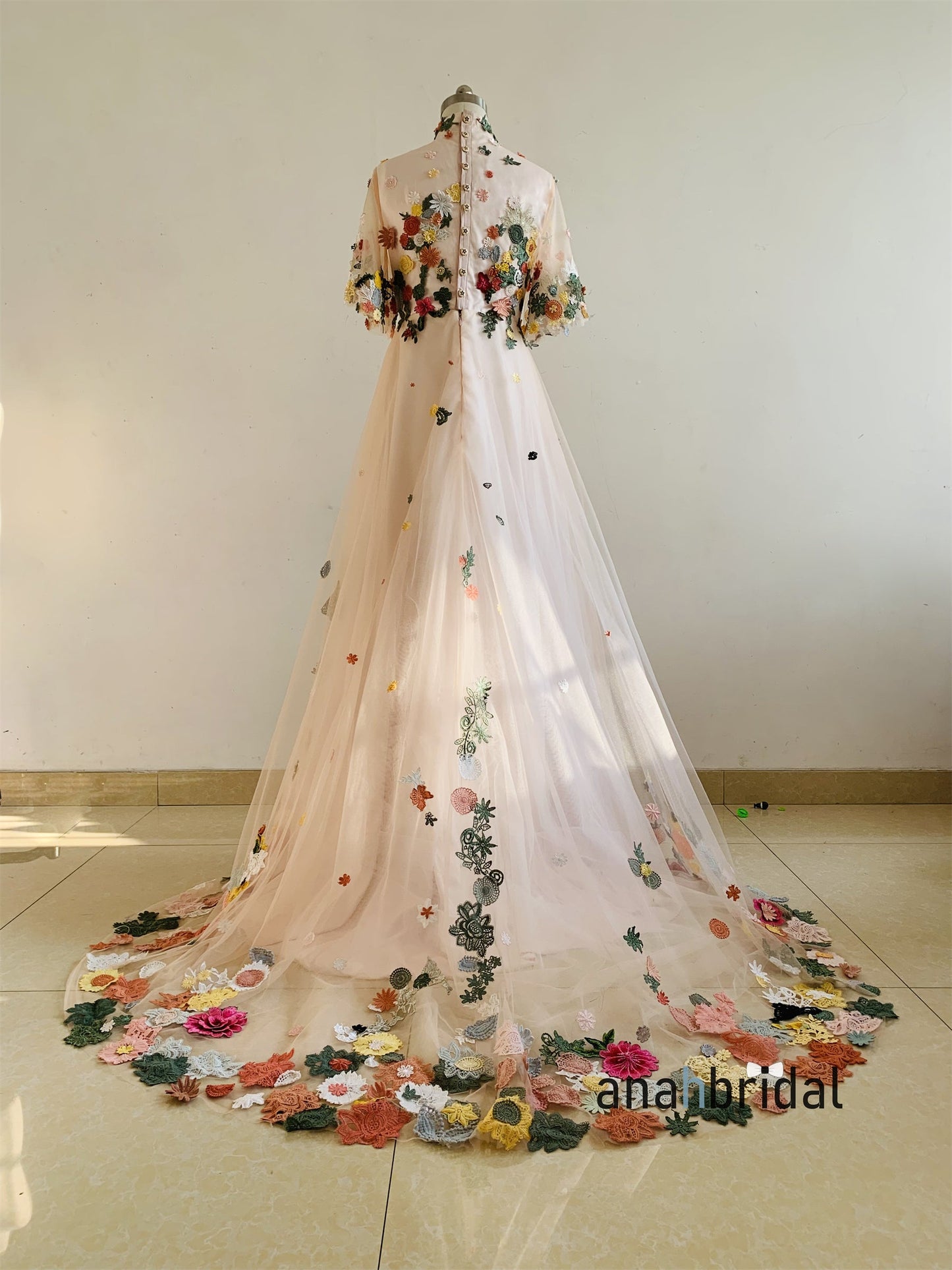 Luxury Floral Lace Applique Wedding Dress