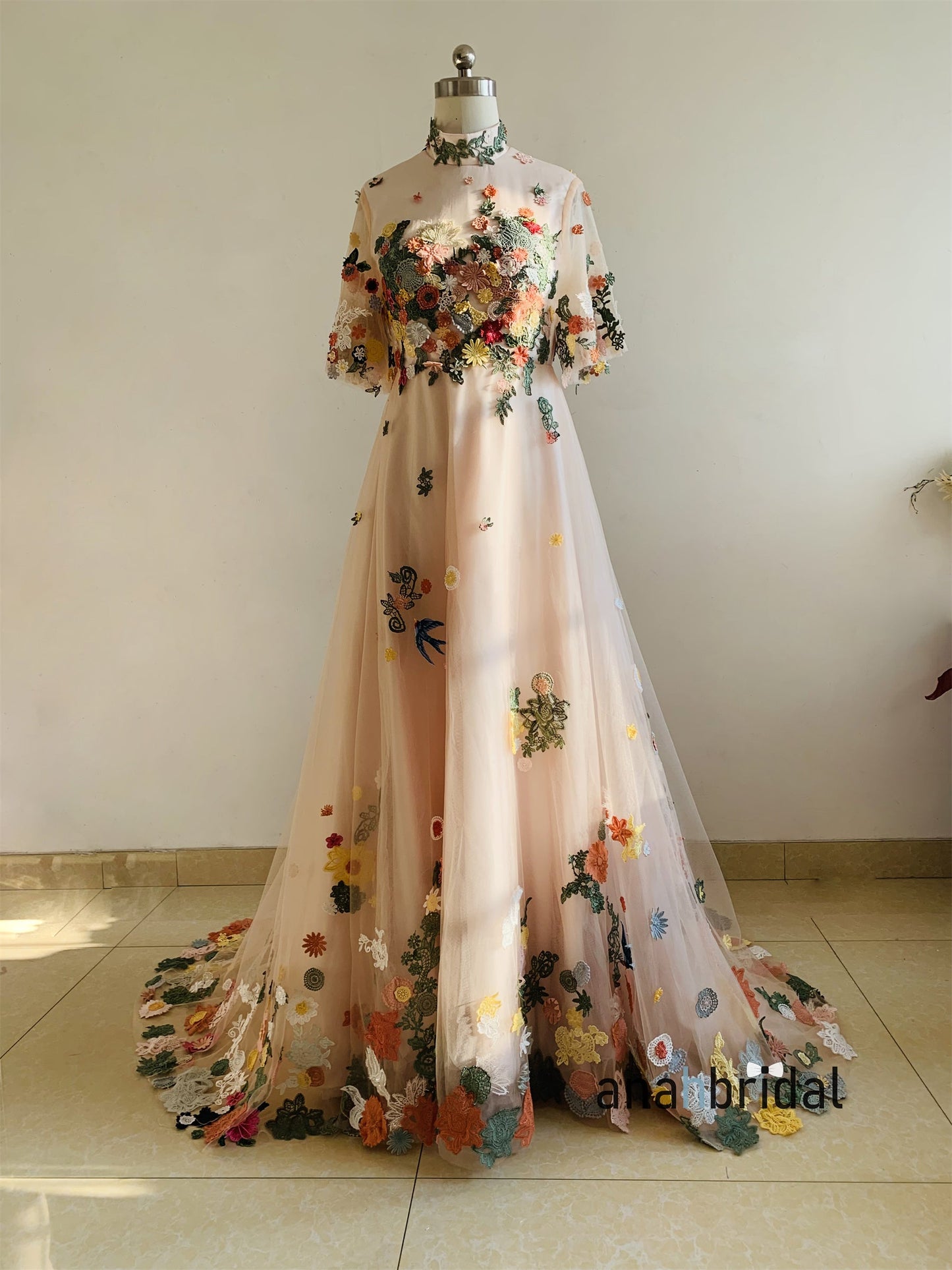 Luxury Floral Lace Applique Wedding Dress