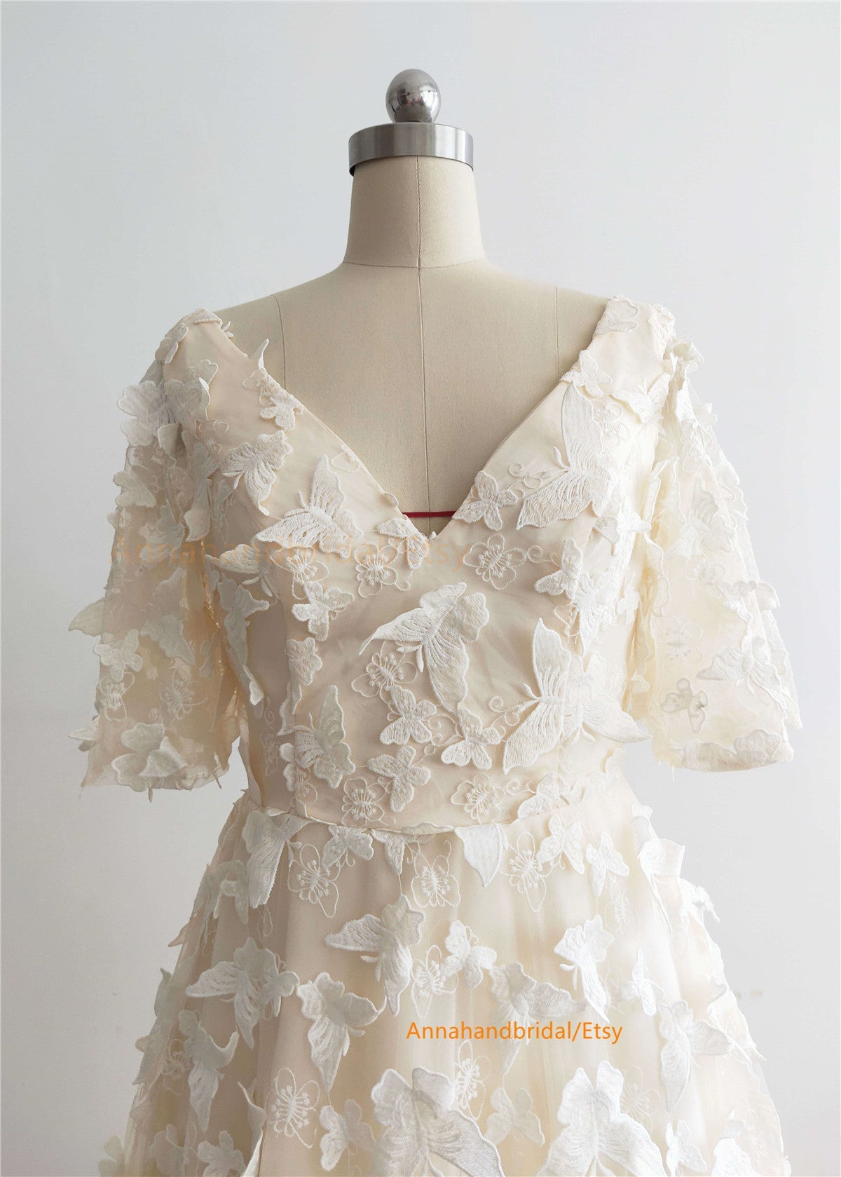 Cream Fairytale Wedding Dress/Photoshoot Dress