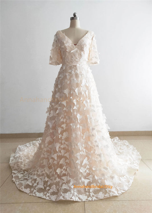 Cream Fairytale Wedding Dress/Photoshoot Dress